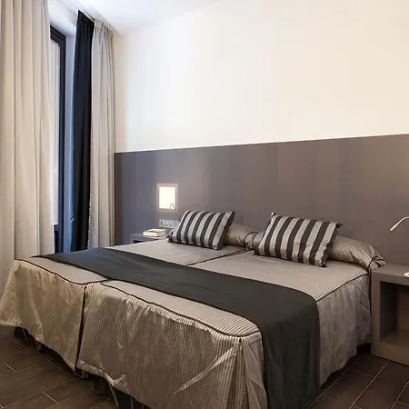 מלון Dalia Ramblas ברצלונה