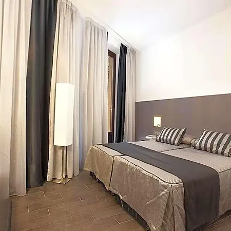 Dalia Ramblas Ξενοδοχείο