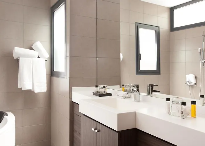 ダリア ランブラス ホテル