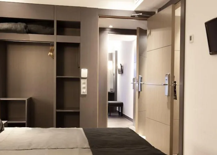 ホテル ダリア ランブラス バルセロナ