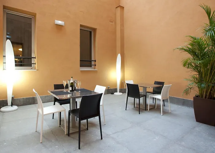 ダリア ランブラス ホテル