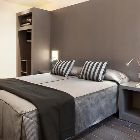 Dalia Ramblas Hotel 3*